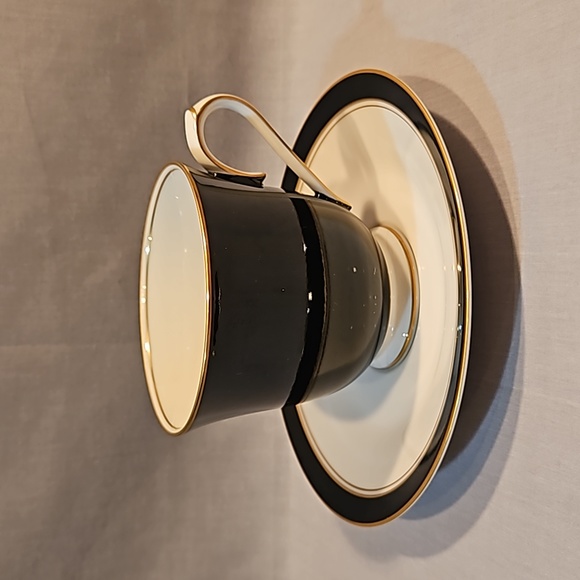 NEW Noritake Ivory And Ebony 7274 Footed Cup & Saucer - Picture 15 of 16